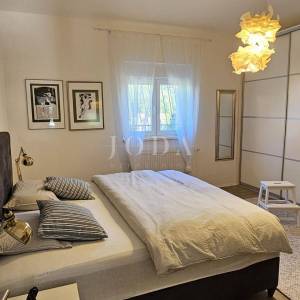 Lijepa obiteljska kuća sa bazenom,UMAG okolica