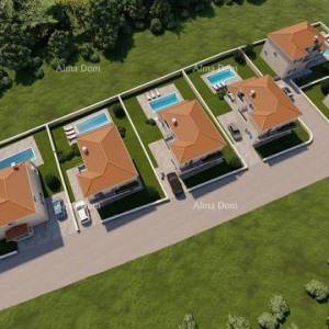 LIŽNJAN! PRODAJA KUĆA U IZGRADNJI S BAZENOM.