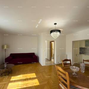 Ližnjan, uređena I kompletno namještena kuća sa garažom i konobom