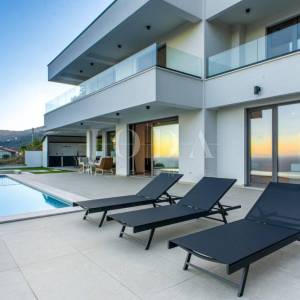 Lovran moderna kuća u blizini grada