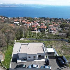 Lovran moderna kuća u blizini grada