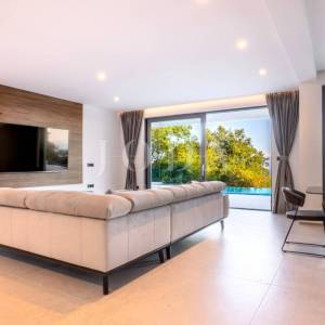 Lovran moderna kuća u blizini grada