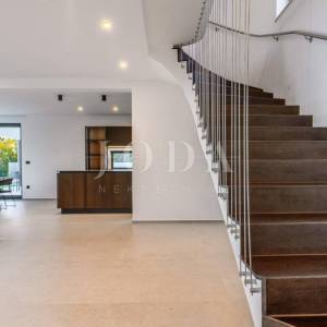 Lovran moderna kuća u blizini grada