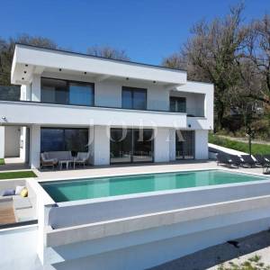 Lovran moderna kuća u blizini grada