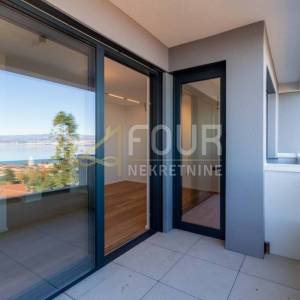 Lovran, novogradnja, 3s+db, 142.11m2, terasa, okućnica, pogled na more