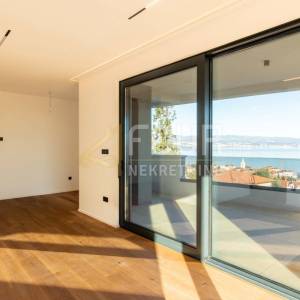 Lovran, novogradnja, 75.87m2, 2s+db, terasa, okućnica, pogled na more