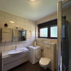 Lovran, samostojeća kuća s pogledom na more