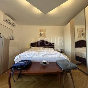 Lovran, samostojeća kuća s pogledom na more