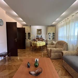 Lovran, samostojeća kuća s pogledom na more