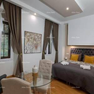 Luksuzan stan u srcu Pule – 122 m². Pješačka zona.