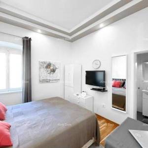 Luksuzan stan u srcu Pule – 122 m². Pješačka zona.