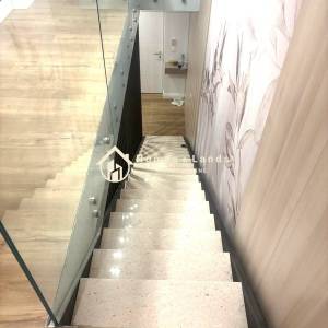 Luksuzna namještena  Villa s bazenom ,okućnicom i panoramskim pogledom