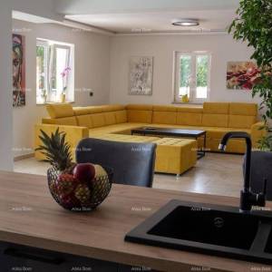 Luksuzna vila s bazenom na prodaju – Istra, okolica Barbana