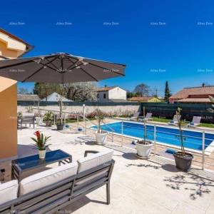 Luksuzna vila s bazenom na prodaju – Istra, okolica Barbana