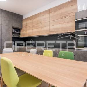 Luksuzno uređen, stan, najam, Centar, 97m2