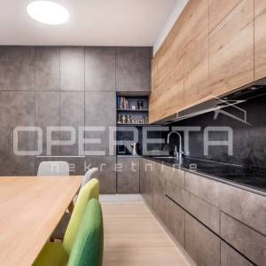 Luksuzno uređen, stan, najam, Centar, 97m2