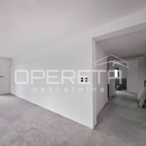 MAKARSKA – ekskluzivan stan s panoramskim pogledom i privatnim bazenom