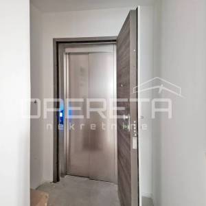 MAKARSKA – ekskluzivan stan s panoramskim pogledom i privatnim bazenom