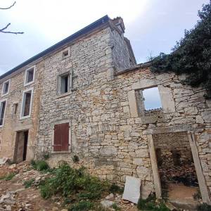 Marčana okolica, Istarsko imanje s više kamenih kuća