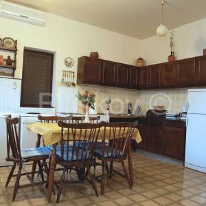 Marušići, prodaja, kuća sa dva apartmana, pogled na more