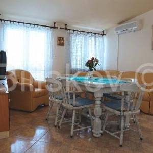 Marušići, prodaja, kuća sa dva apartmana, pogled na more