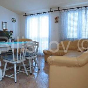 Marušići, prodaja, kuća sa dva apartmana, pogled na more