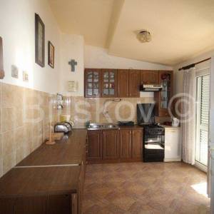 Marušići, prodaja, kuća sa dva apartmana, pogled na more