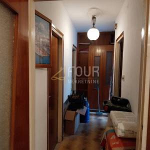 Matulji, 120m2, etaža, 3skl, terasa