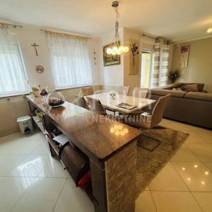 Matulji, Jušići, 2s+db, 77.66m2, terasa