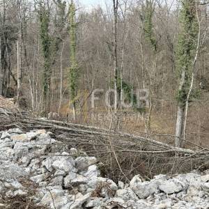 Matulji - Jušići, zemljište 2.074m2, građevinsko+ manji poljoprivredni dio