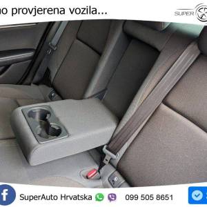 Mazda 3 2.5 e-Skyactiv G Aut. Exclusive 140 KS, MATRIX+ACC+GR SJED+BOSE+HEAD