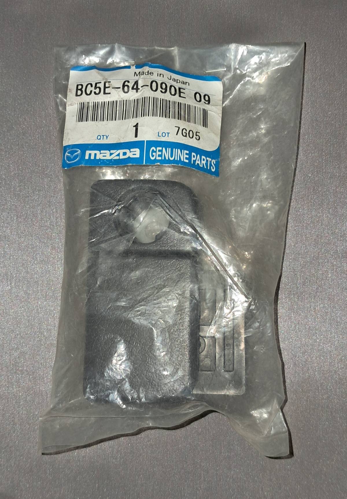 MAZDA 323 - Brava pretinca NOVO!!!