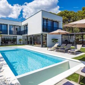 Medulin! Moderna vila.