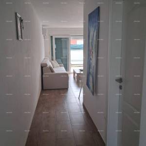 Prelijepi stan s vrtom i parkirnim mjestom, blizina Medulina.