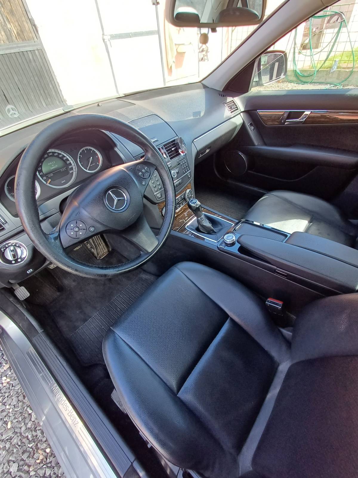 Mercedes benc c klasa