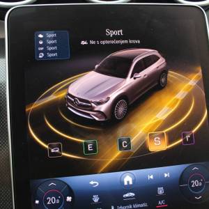 Mercedes-Benz GLC 300d 4Matic AMG *DIGITAL LIGHT, NAVIGACIJA, KAMERA*