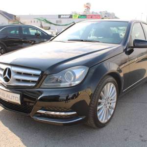 Mercedes-Benz klasa C 220d AUTOMATIK Avantgarde