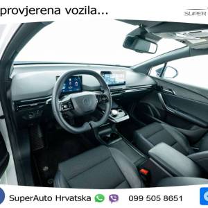 MG 4 64 kWh Luxury 204 KS, ACC+360+VIRT+NAVI