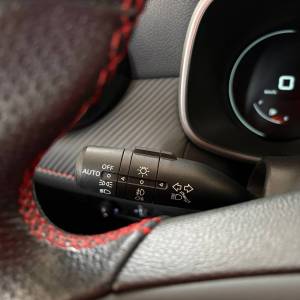 MG ZS LUXURY 1.0T GDI 111KS AT 5V - 3 godine jamstva