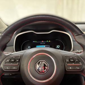 MG ZS LUXURY 1.0T GDI 111KS AT 5V - 3 godine jamstva