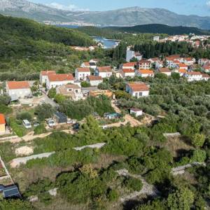 Mirna lokacija – zemljište 480 m2, Korčula