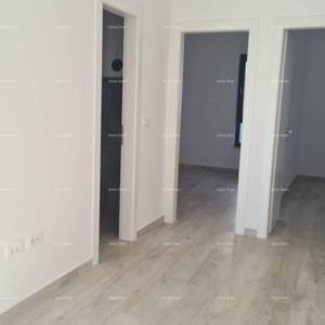 Moderan  apartman u bloku D s dva parkirna mjesta, blizina Umaga!