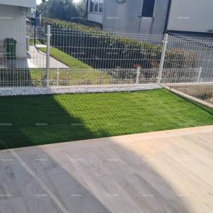 Moderan  apartman u bloku D s dva parkirna mjesta, blizina Umaga!