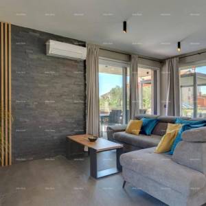 Moderna duplex villa s bazenom, saunom i jacuzzijem, Marčana!