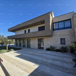 Moderna duplex villa s bazenom, saunom i jacuzzijem, Marčana!