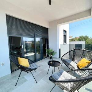 Moderna kuća s bazenom u Medulinu, idealna za obitelj ili investiciju!