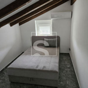 Moderna kuća s tri spavaće sobe i bazenom