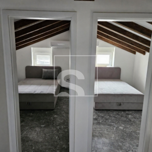 Moderna kuća s tri spavaće sobe i bazenom