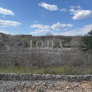 Moderna niskoenergetska kuća u Vrbniku – idealna za život ili investiciju