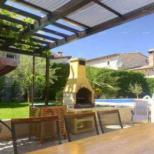 Moderna, rustikalna kamena vila s bazenom, Poreč!